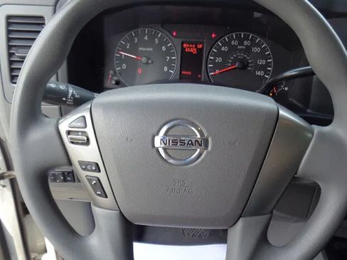 Used 2018 Nissan NV 2500 S RWD image 18