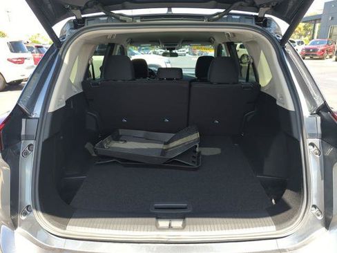 Certified 2026 Nissan Rogue SV FWD image 19