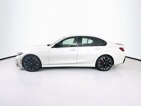 Used 2025 BMW 330i Sedan w/ M Sport Package RWD image 4