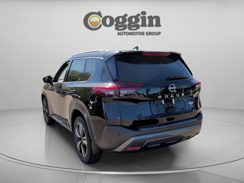 Used 2023 Nissan Rogue SL w/ SL Premium Package image 8