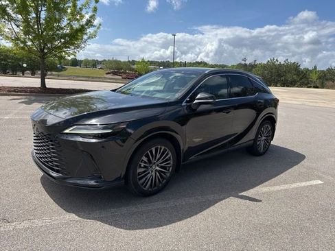 Used 2023 Lexus RX 350 w/ Accessory Package (2T) image 3