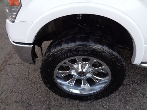 Used 2014 Ford F150 Lariat w/ Equipment Group 502A Luxury image 29