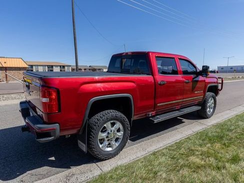 Used 2018 GMC Sierra 2500 Denali AWD/4WD image 5
