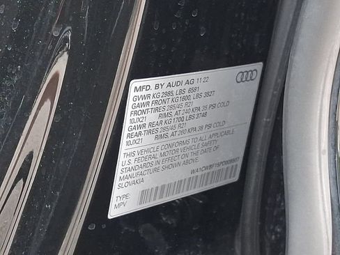 Used 2023 Audi SQ8 Prestige w/ Prestige Package AWD/4WD image 31