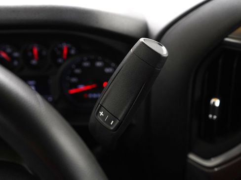 Used 2024 Chevrolet Silverado 2500 Custom w/ Custom Value Package image 23