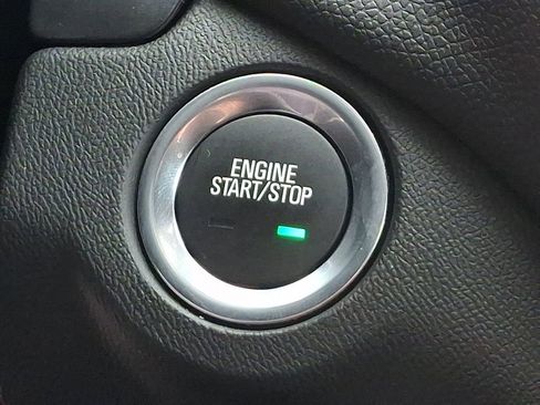 Used 2020 Chevrolet Equinox LT image 27