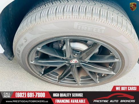 Used 2017 Porsche Cayenne Platinum Edition AWD/4WD image 20
