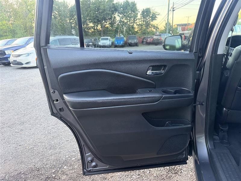 Used 2019 Honda Pilot EX-L image 13