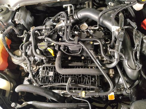 Used 2019 Ford Fusion SE image 30