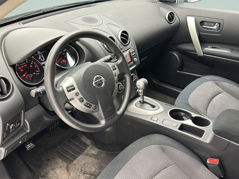 Used 2013 Nissan Rogue SV AWD/4WD image 12