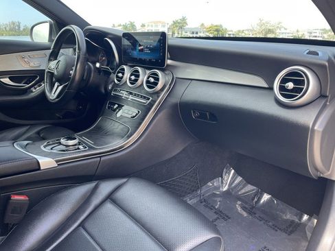 Used 2020 Mercedes-Benz C 300 Sedan w/ Premium Package image 8