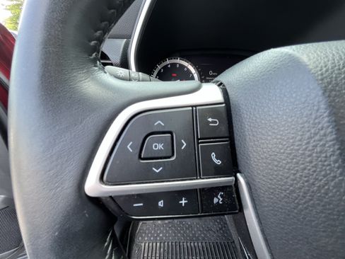 Used 2022 Toyota Highlander XSE FWD image 18