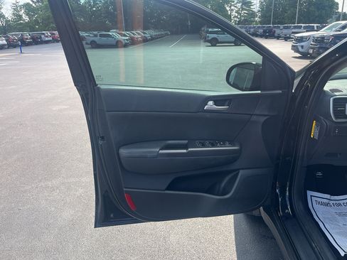 Used 2017 Kia Sportage EX AWD/4WD image 13