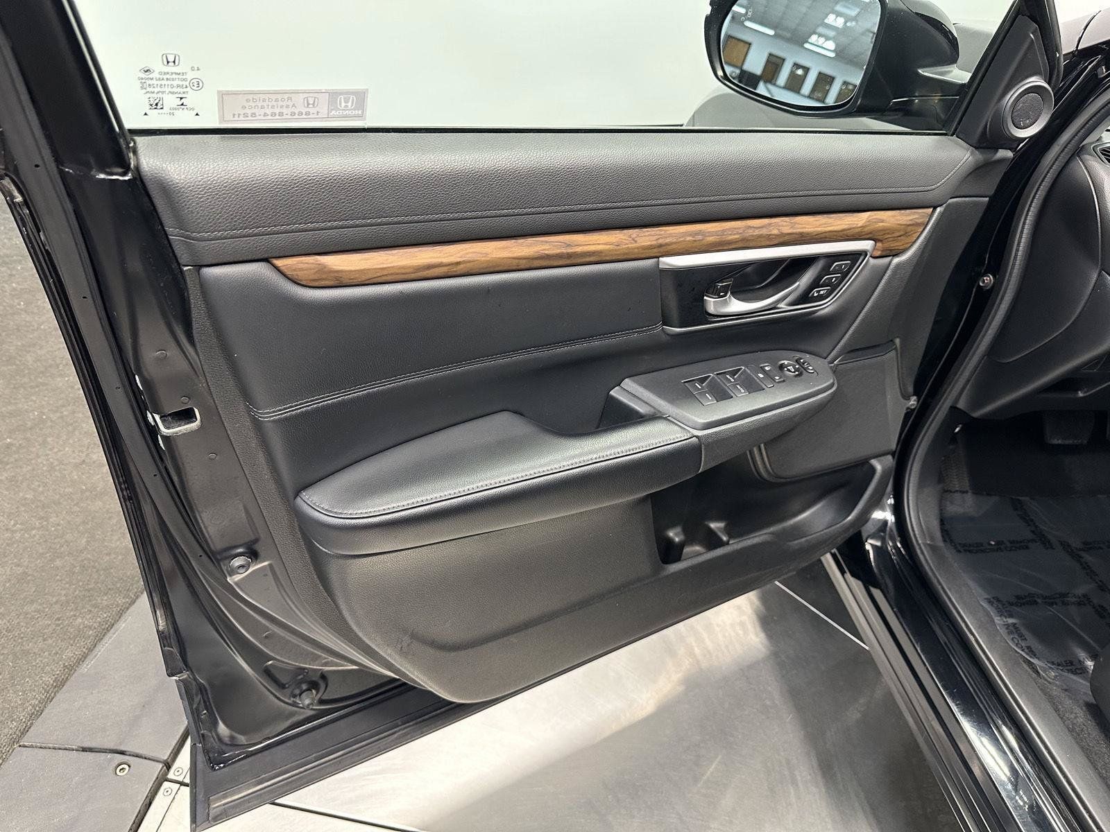 Used 2020 Honda CR-V EX-L image 10