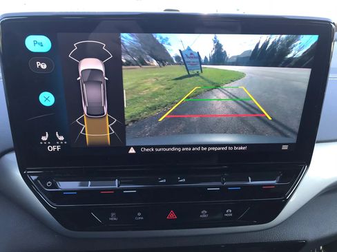 Used 2023 Volkswagen ID.4 Pro S Plus image 21