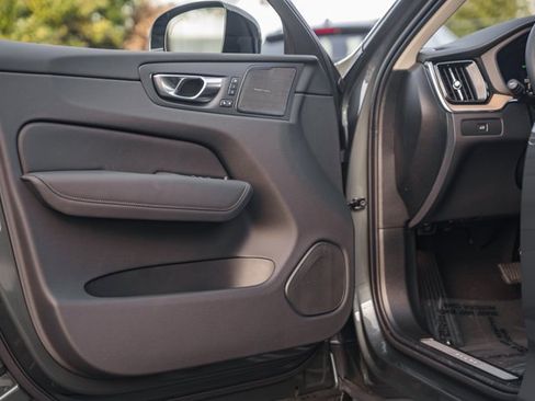 New 2026 Volvo XC60 B5 Ultra w/ Protection Package Premier image 38