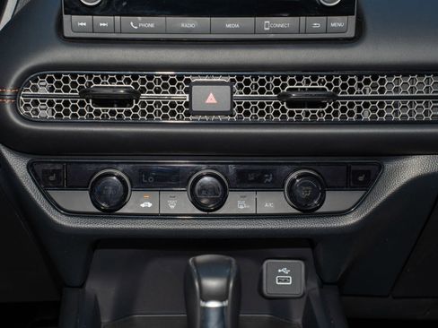 Certified 2024 Honda HR-V Sport image 22