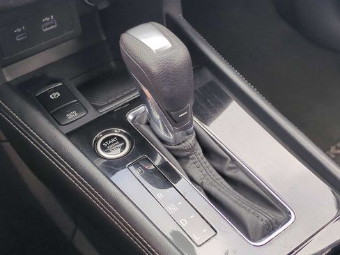 Used 2024 Nissan Kicks SR FWD image 15
