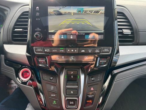 Used 2022 Honda Odyssey Touring image 16