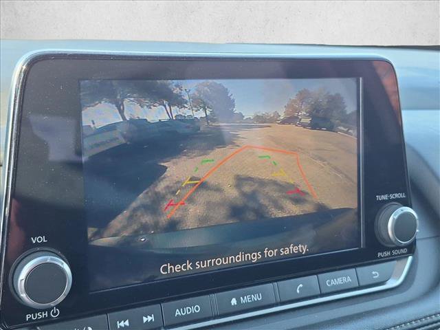 Used 2024 Nissan Rogue SV AWD/4WD image 11