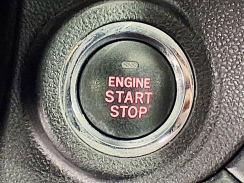 Certified 2021 Subaru Outback Onyx Edition XT w/ Popular Package #2 image 19