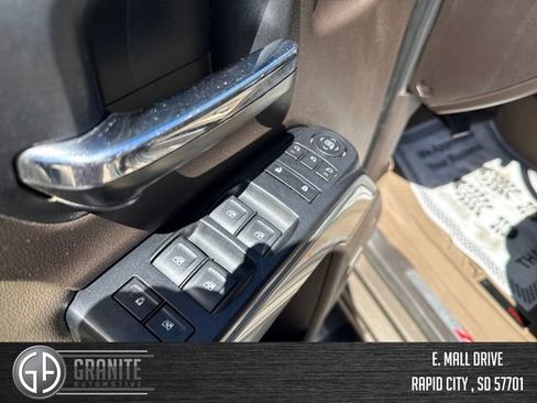 Used 2015 Chevrolet Silverado 2500 LTZ w/ LTZ Plus Package AWD/4WD image 11