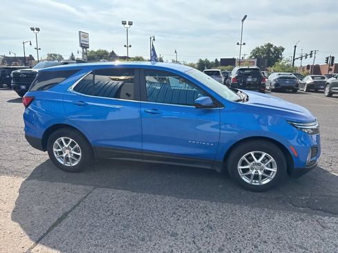 Used 2024 Chevrolet Equinox LT image 8