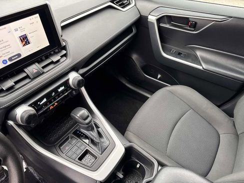 Used 2024 Toyota RAV4 LE image 25