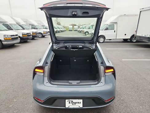 Used 2024 Toyota Prius LE image 31