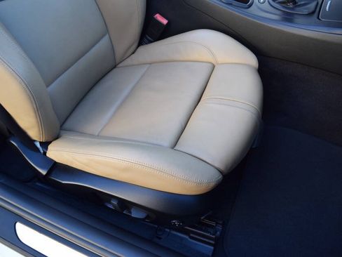 Used 2011 BMW M3 Convertible RWD image 56
