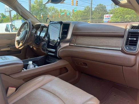 Used 2019 RAM 2500 Limited AWD/4WD image 7