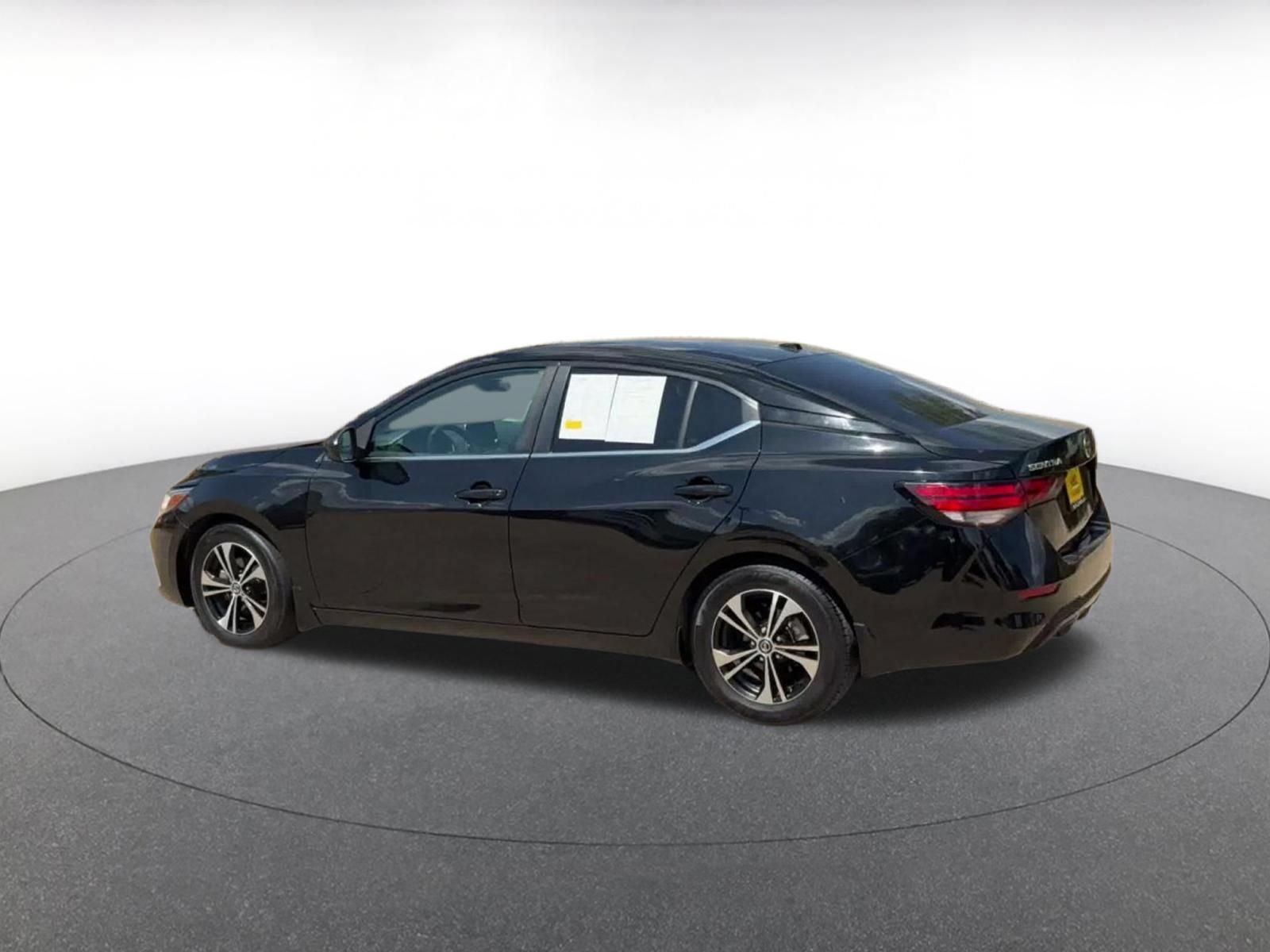 Used 2021 Nissan Sentra SV FWD image 9