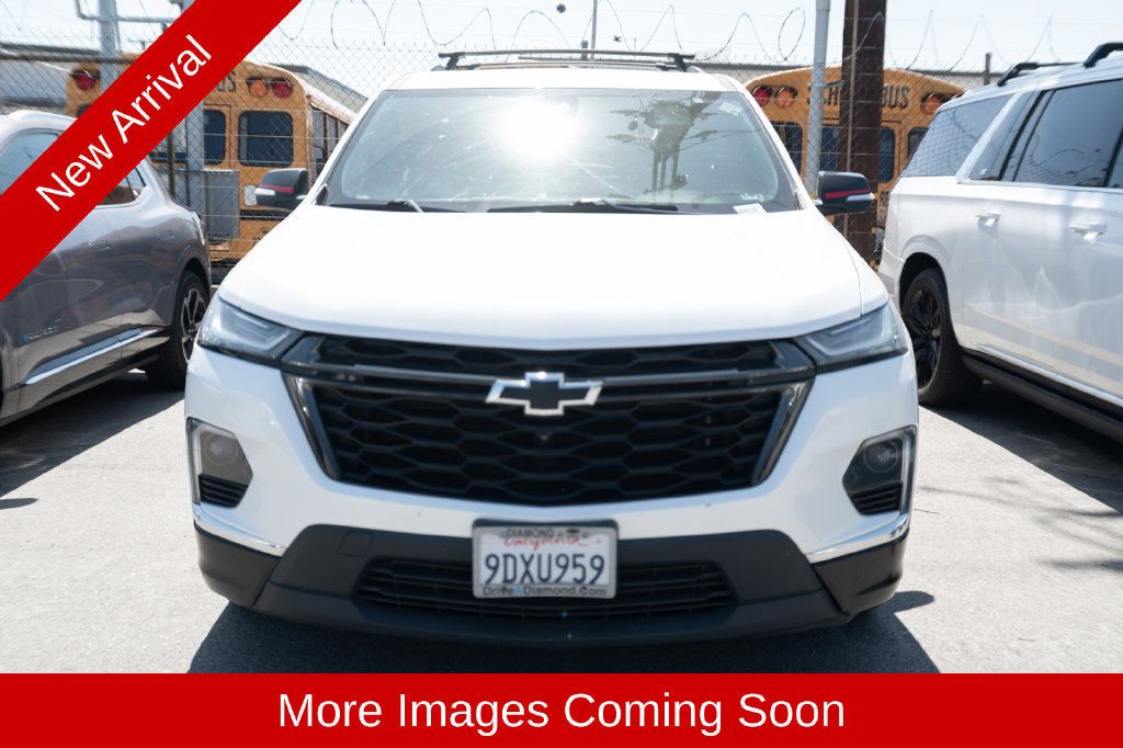 Used 2023 Chevrolet Traverse Premier w/ Redline Edition AWD/4WD image 2