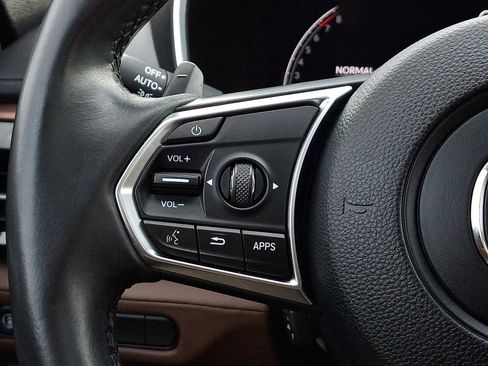 Used 2024 Acura MDX SH-AWD w/ Technology Package image 22