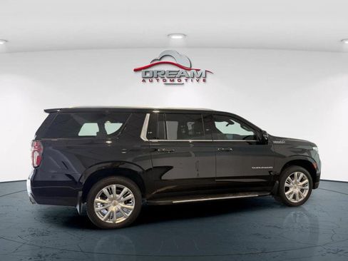Used 2021 Chevrolet Suburban High Country AWD/4WD image 28