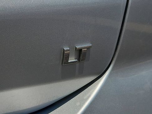 Used 2022 Chevrolet Equinox LT FWD image 10