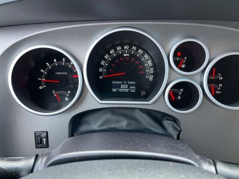 Used 2016 Toyota Sequoia Limited w/ Safety & Convenience Package image 16