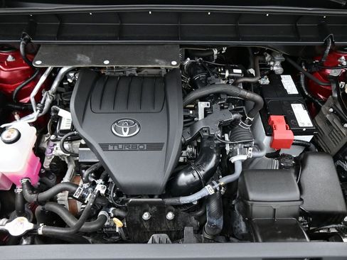 Used 2023 Toyota Highlander Platinum image 25