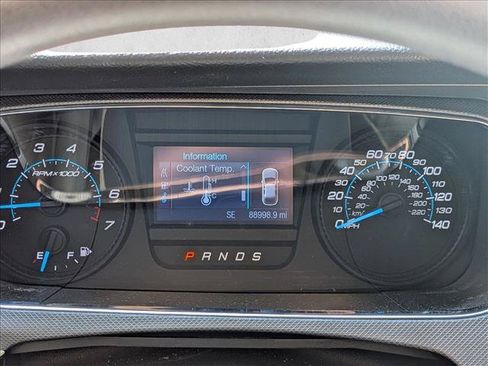 Used 2017 Ford Taurus SE FWD image 12