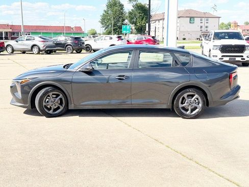 Used 2025 Kia K4 FWD image 6