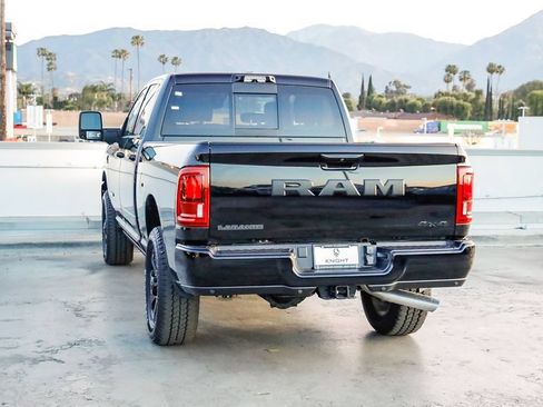 New 2026 RAM 2500 Laramie AWD/4WD image 7