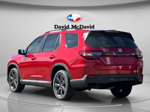 New 2026 Honda Pilot Sport image 4