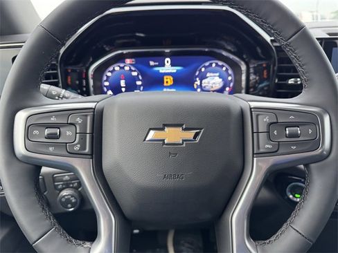 New 2025 Chevrolet Silverado 1500 LT w/ Convenience Package II image 21