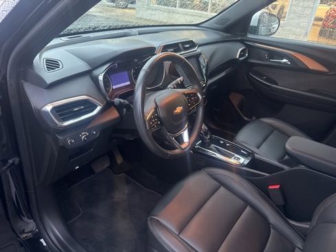 Used 2022 Chevrolet TrailBlazer ACTIV w/ Technology Package image 18