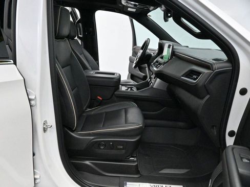 Used 2023 Chevrolet Tahoe Premier AWD/4WD image 36
