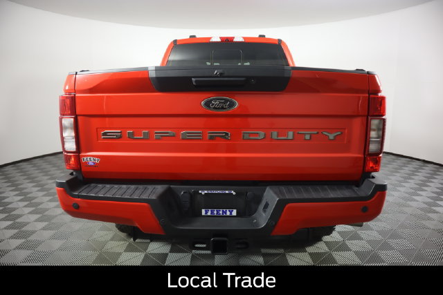 Used 2022 Ford F250 XLT w/ Black Appearance Package AWD/4WD image 6