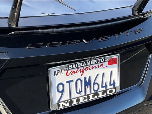 Used 2022 Chevrolet Corvette Stingray Premium Conv w/ Z51 Performance Package image 10