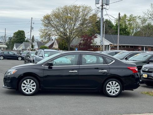 Used 2016 Nissan Sentra SV FWD image 4
