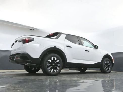 Used 2025 Hyundai Santa Cruz SE image 34