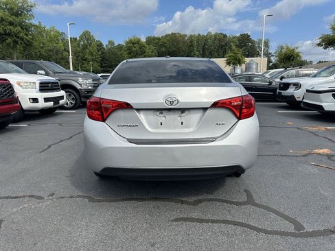 Used 2017 Toyota Corolla XLE w/ Carpet Mat Package (TMS) FWD image 7
